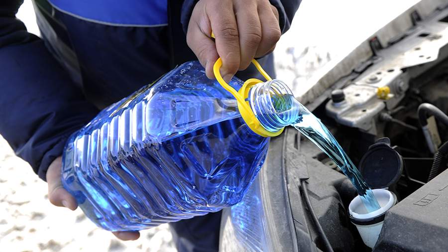 The expert spoke about the consequences of using bad antifreeze in cars